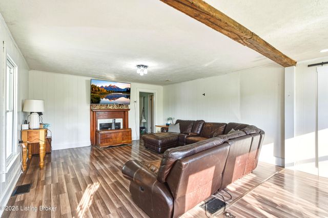 6568 Mount Zion Rd, Frankfort, KY 40601