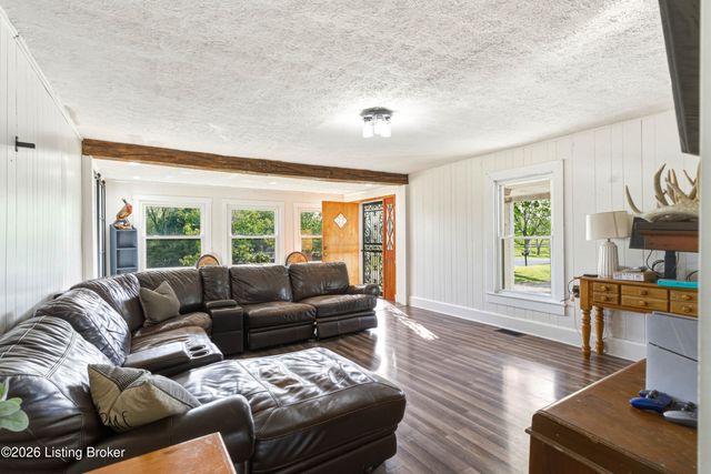 6568 Mount Zion Rd, Frankfort, KY 40601