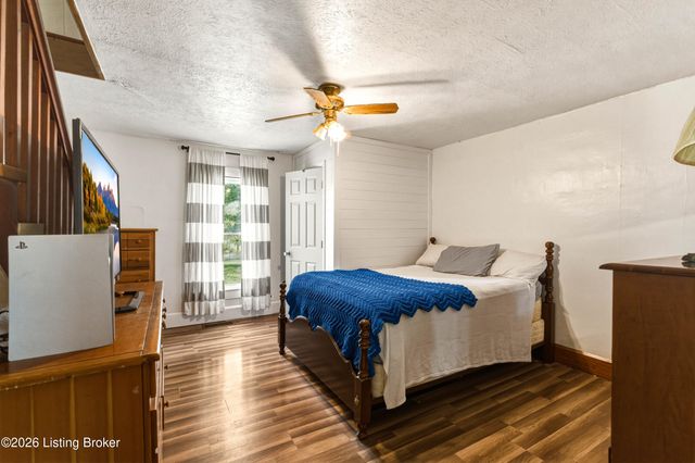 6568 Mount Zion Rd, Frankfort, KY 40601