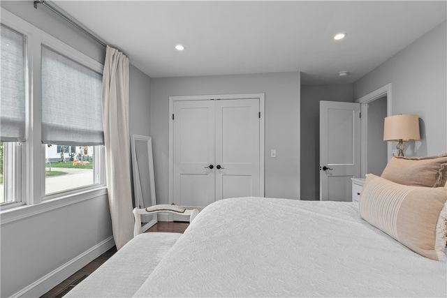 18 Sylvan Terrace, Newport, RI 02840