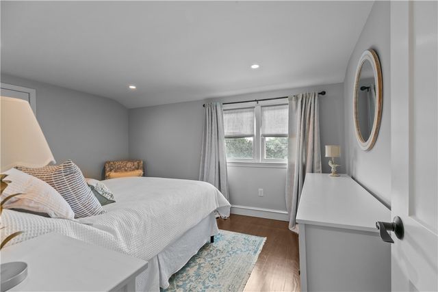 18 Sylvan Terrace, Newport, RI 02840