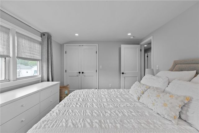 18 Sylvan Terrace, Newport, RI 02840