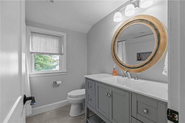 18 Sylvan Terrace, Newport, RI 02840