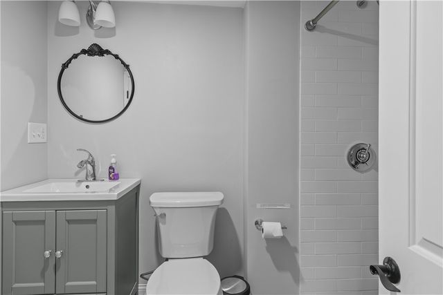 18 Sylvan Terrace, Newport, RI 02840