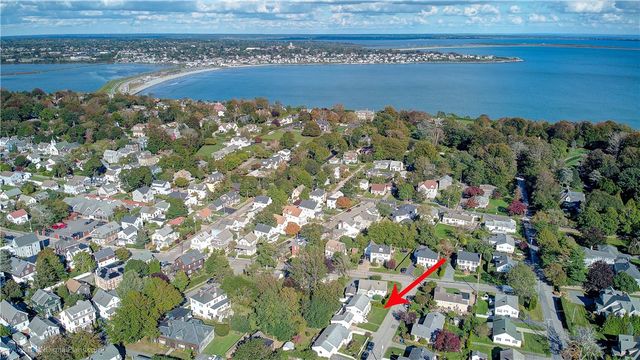 18 Sylvan Terrace, Newport, RI 02840
