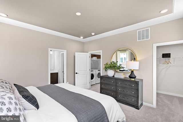 54321 MYSTIC MAROON TER, Ashburn, VA 20147