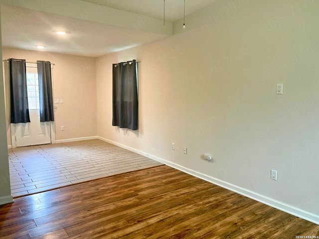 455 LINCOLNSHIRE DR, San Antonio, TX 78220