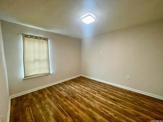 455 LINCOLNSHIRE DR, San Antonio, TX 78220