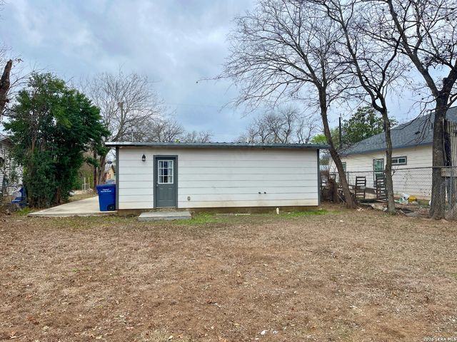 455 LINCOLNSHIRE DR, San Antonio, TX 78220