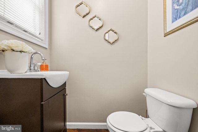 155 W HAMPTON ST, Pemberton, NJ 08068