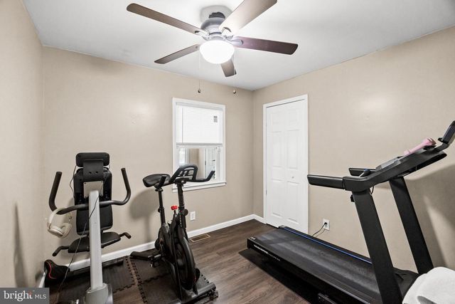 155 W HAMPTON ST, Pemberton, NJ 08068