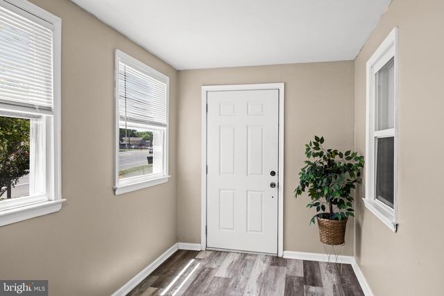155 W HAMPTON ST, Pemberton, NJ 08068