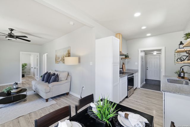 146 ISABEL ST, San Antonio, TX 78210