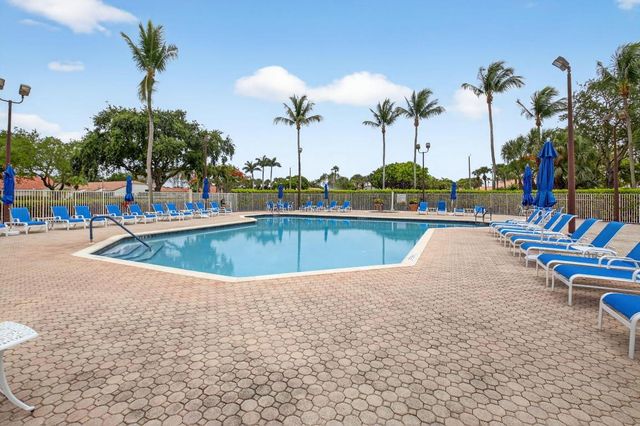 6165 Petunia Road, Delray Beach, FL 33484