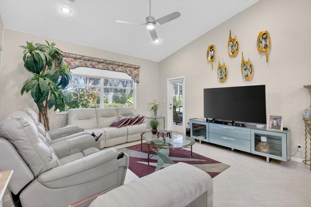 6165 Petunia Road, Delray Beach, FL 33484