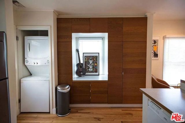 2232 ALLESANDRO Street, Los Angeles, CA 90039