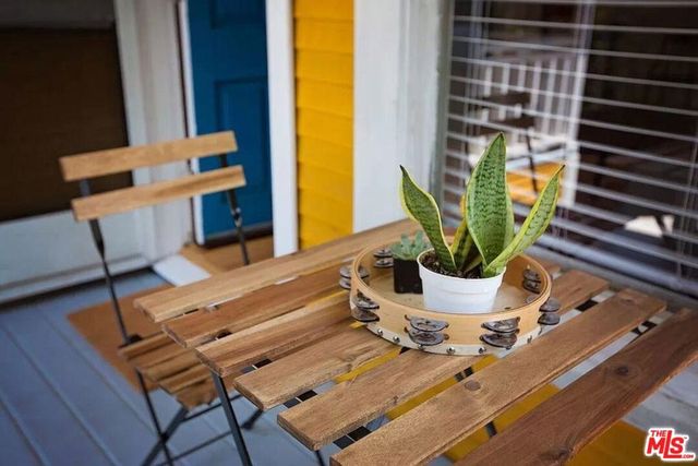 2232 ALLESANDRO Street, Los Angeles, CA 90039