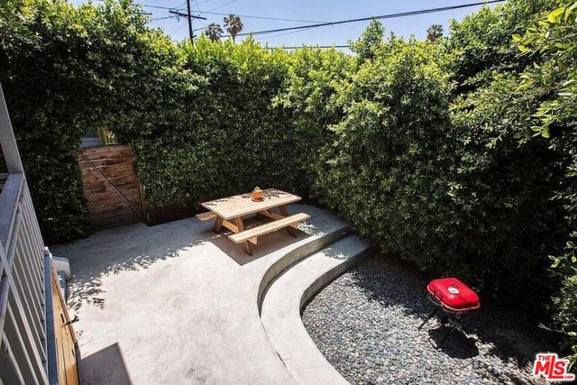 2232 ALLESANDRO Street, Los Angeles, CA 90039