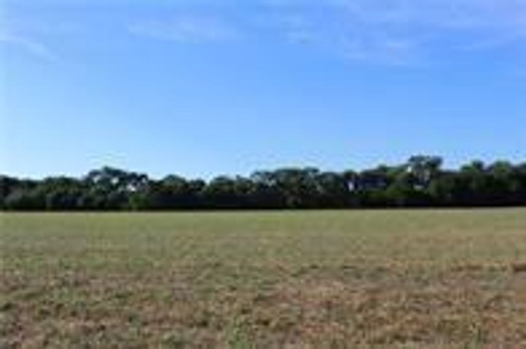 6 Garrett's Lake Road, Shawnee, OK 74804