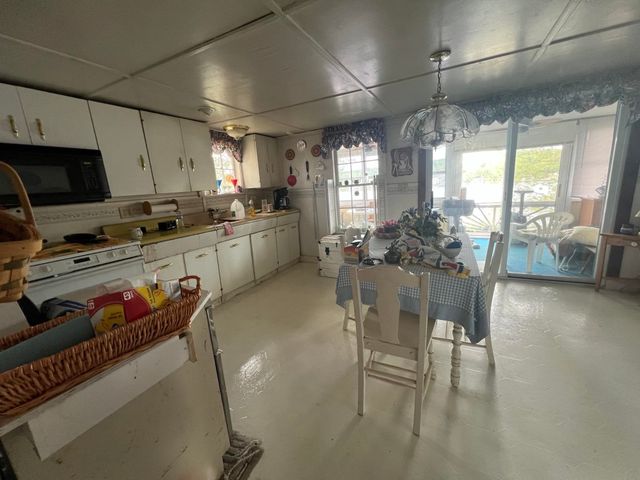 314 Sewell Shores Road, Lebanon, ME 04027