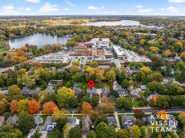 508 Cambridge Boulevard, East Grand Rapids, MI 49506