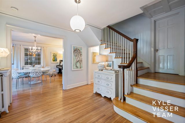 508 Cambridge Boulevard, East Grand Rapids, MI 49506