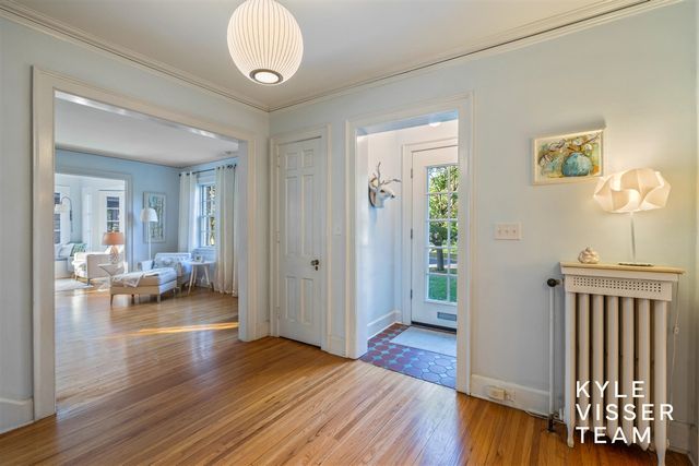 508 Cambridge Boulevard, East Grand Rapids, MI 49506