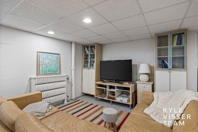 508 Cambridge Boulevard, East Grand Rapids, MI 49506