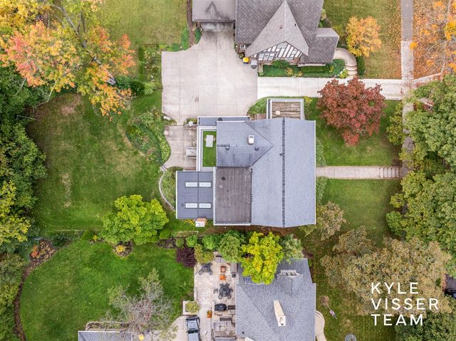 508 Cambridge Boulevard, East Grand Rapids, MI 49506