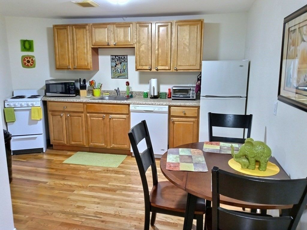 1482 Beacon B5, Brookline, MA 02446