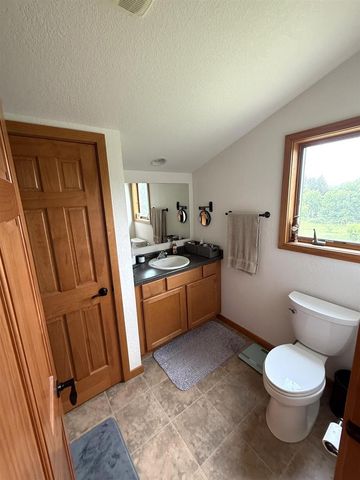 7557 Lee Road, Lodi, WI 53555