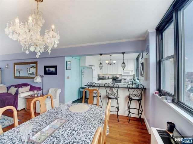 250 Gorge 28A, Cliffside Park, NJ 07010