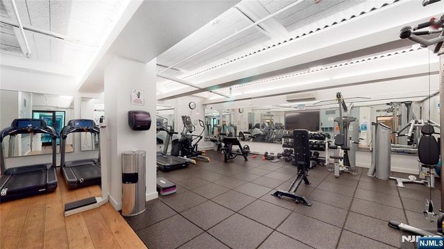 250 Gorge 28A, Cliffside Park, NJ 07010