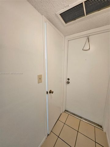 7911 N Colony Cir N 304, Tamarac, FL 33321