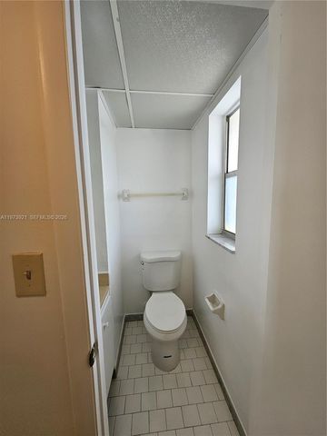 7911 N Colony Cir N 304, Tamarac, FL 33321