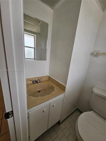 7911 N Colony Cir N 304, Tamarac, FL 33321