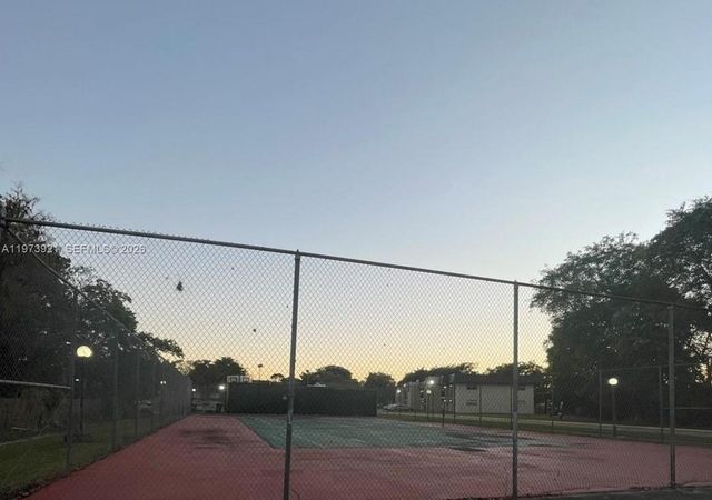 7911 N Colony Cir N 304, Tamarac, FL 33321