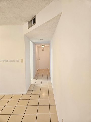 7911 N Colony Cir N 304, Tamarac, FL 33321