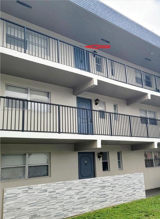 7911 N Colony Cir N 304, Tamarac, FL 33321