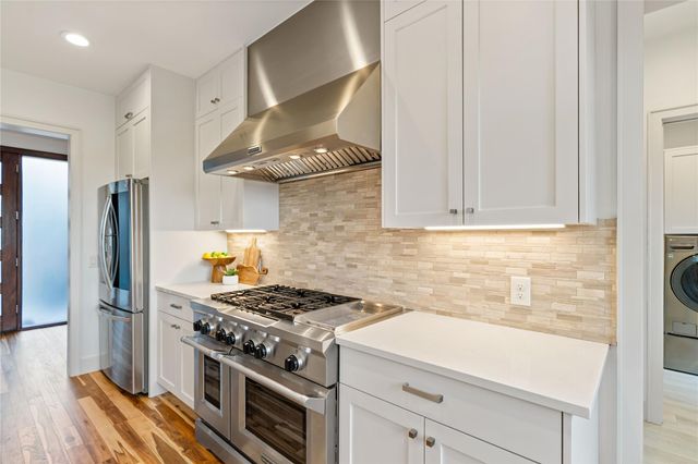 2902 Cedarview DR, Austin, TX 78704