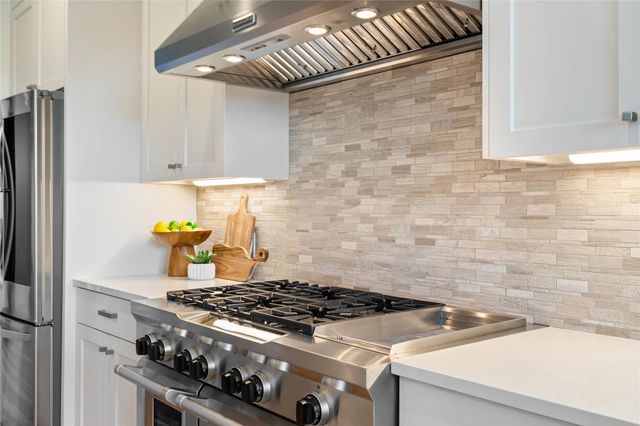 2902 Cedarview DR, Austin, TX 78704