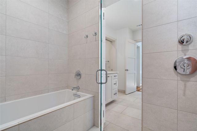 2902 Cedarview DR, Austin, TX 78704