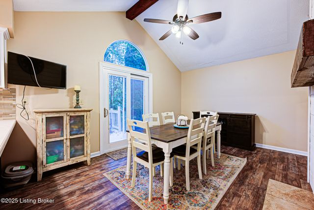 390 Shadowlawn Dr, Louisville, KY 40229