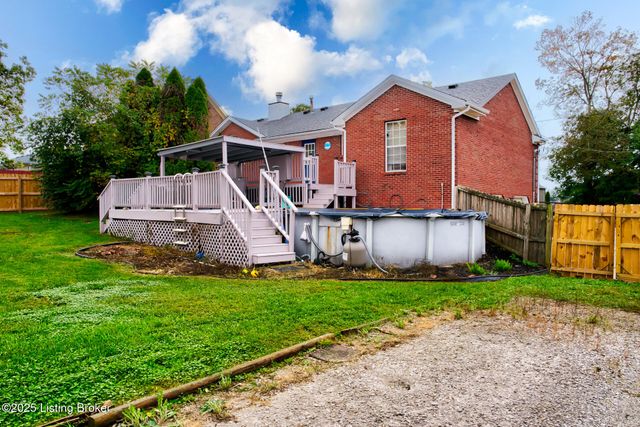 390 Shadowlawn Dr, Louisville, KY 40229