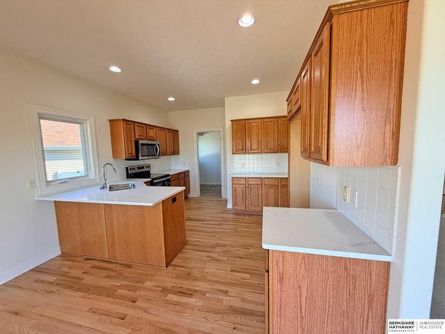 6815 S 164th Circle, Omaha, NE 68135