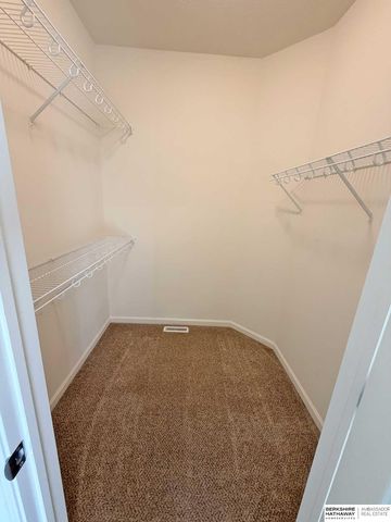 6815 S 164th Circle, Omaha, NE 68135