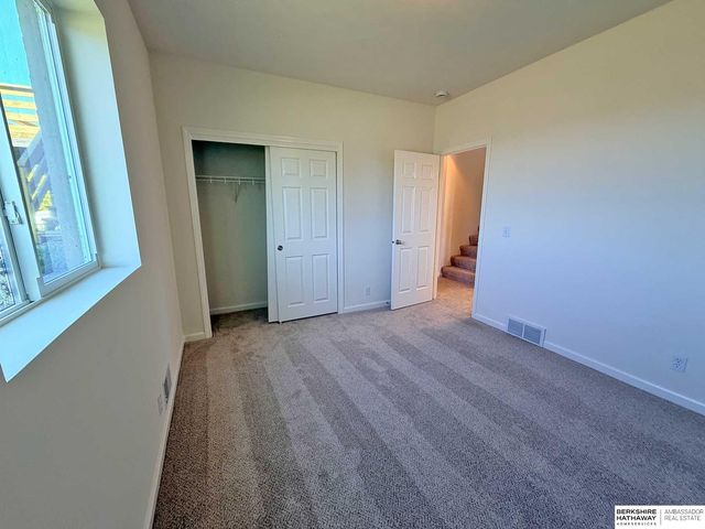 6815 S 164th Circle, Omaha, NE 68135