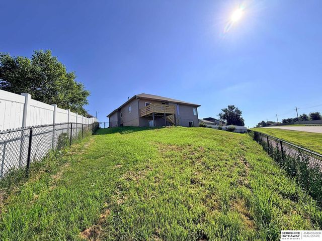 6815 S 164th Circle, Omaha, NE 68135