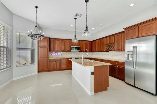 7109 Old Orchard Way, Boynton Beach, FL 33436