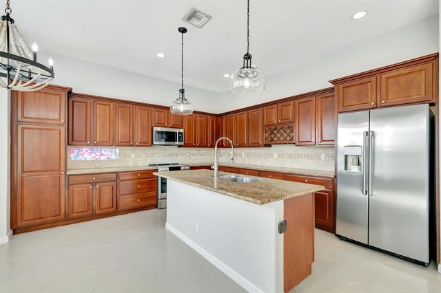 7109 Old Orchard Way, Boynton Beach, FL 33436
